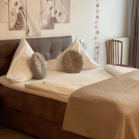 Happylivingapartments Apartman *